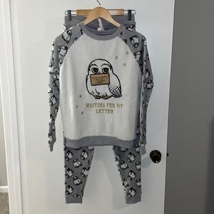Harry Potter Hedwig PJ set “waiting for my letter” S